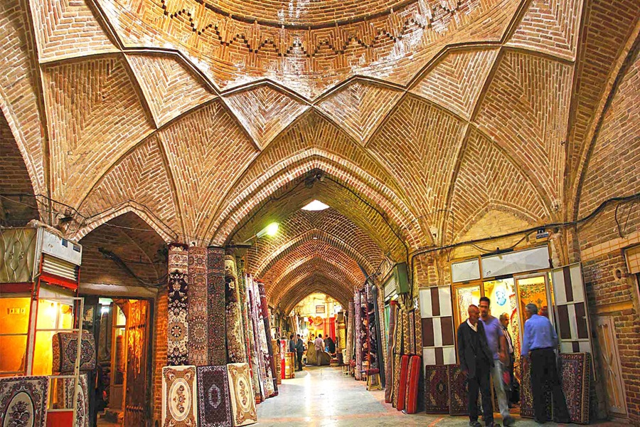 بررسی وضعیت بازار کار همدان