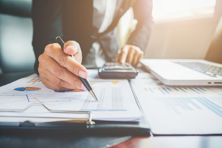 متوسط حقوق مدیر مالی