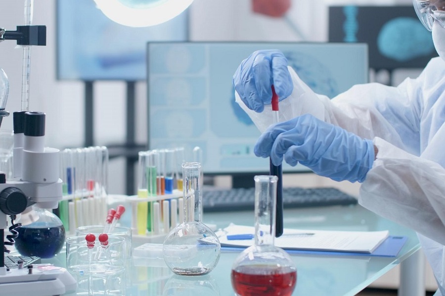 استخدام میکروبیولوژی در آزمایشگاهاستخدام میکروبیولوژی در آزمایشگاه